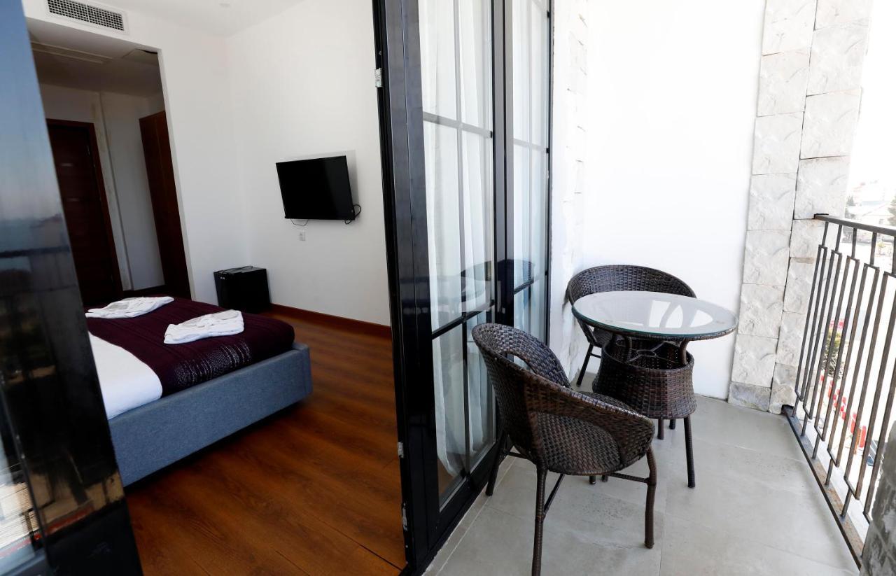 Hotel Homey Kobuleti Kültér fotó